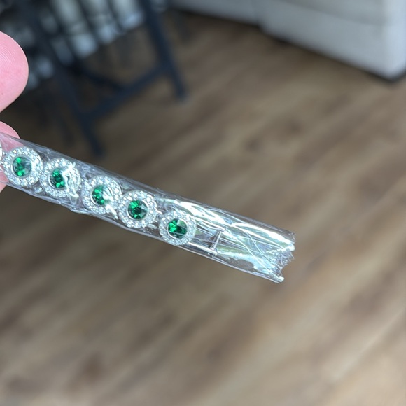 Swarovski tennis bracelet NIB - Picture 9 of 10